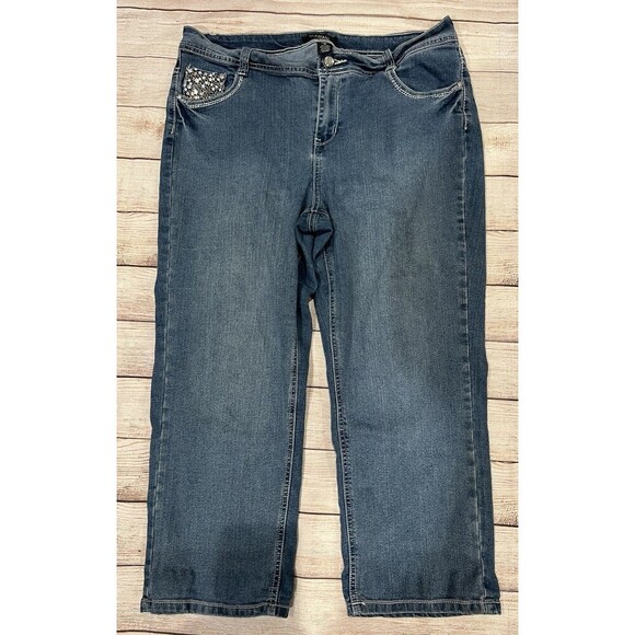 Roz & Ali Jeans Women's Size 16 Denim Crop Sequin  Pockets - Picture 1 of 6